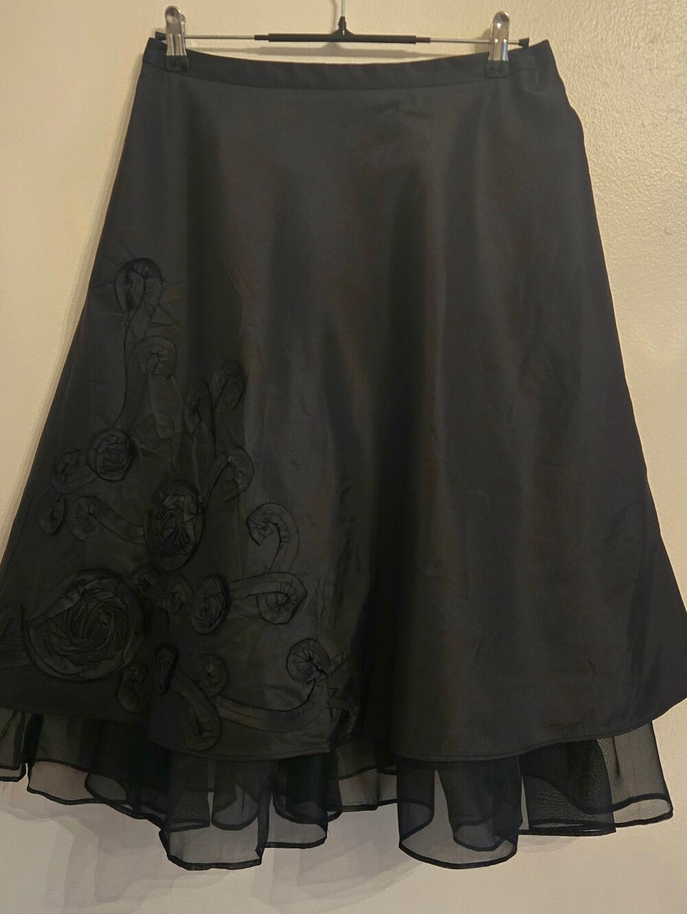 Laundry By Shelli Segal Vintage 90s Black Silk Full Midi Skirt Rosettes Organza